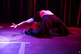 Evangelia Batoglou performing Come Kali Come